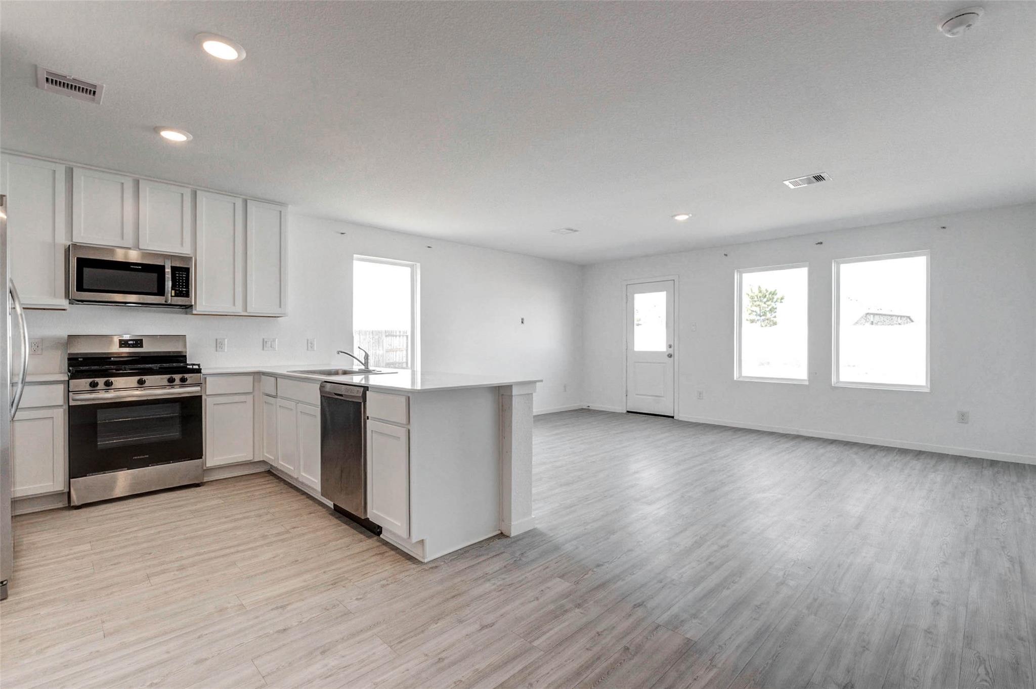 6655 Orange Daylily Lane