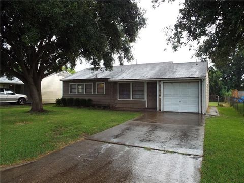 Photo of 3116 Grant Street, Pasadena, TX 77503 (MLS # 59219211)