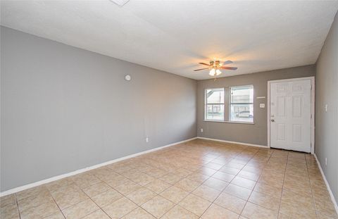 Tiny photo for 15216 Wickbriar Drive, Houston, TX 77053 (MLS # 3743918)