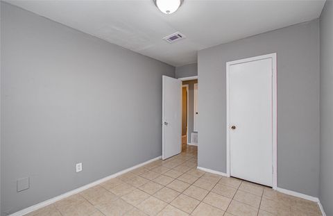 Tiny photo for 15216 Wickbriar Drive, Houston, TX 77053 (MLS # 3743918)