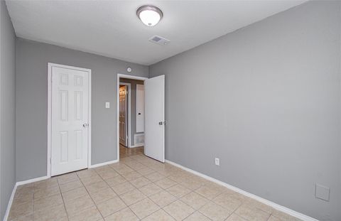 Tiny photo for 15216 Wickbriar Drive, Houston, TX 77053 (MLS # 3743918)