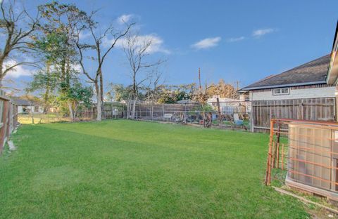 Tiny photo for 15216 Wickbriar Drive, Houston, TX 77053 (MLS # 3743918)