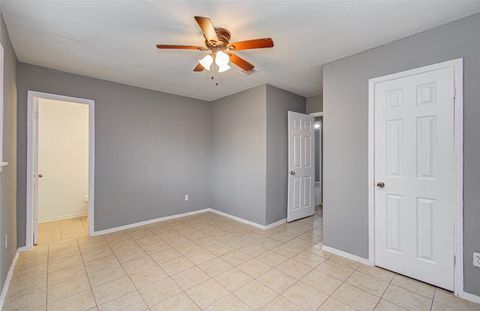 Tiny photo for 15216 Wickbriar Drive, Houston, TX 77053 (MLS # 3743918)