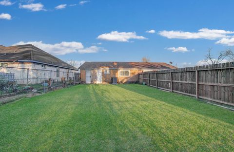 Tiny photo for 15216 Wickbriar Drive, Houston, TX 77053 (MLS # 3743918)