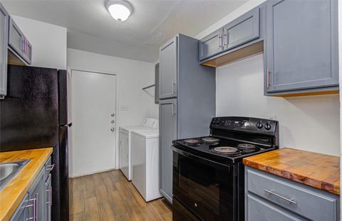 Tiny photo for 15216 Wickbriar Drive, Houston, TX 77053 (MLS # 3743918)