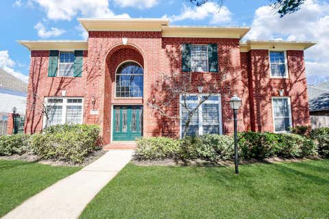 Homes For Sale - 12236 S Shadow Cove Drive<br/> Houston, TX 77082