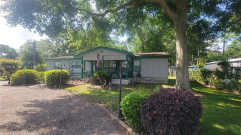 Photo of 17822 Shaw Circle, Conroe, TX 77302 (MLS # 18294428)