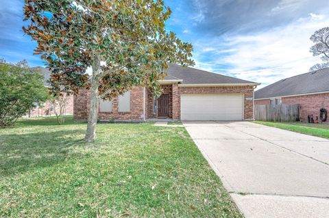 Photo of 952 Crannog Way, Conroe, TX 77301 (MLS # 50105401)