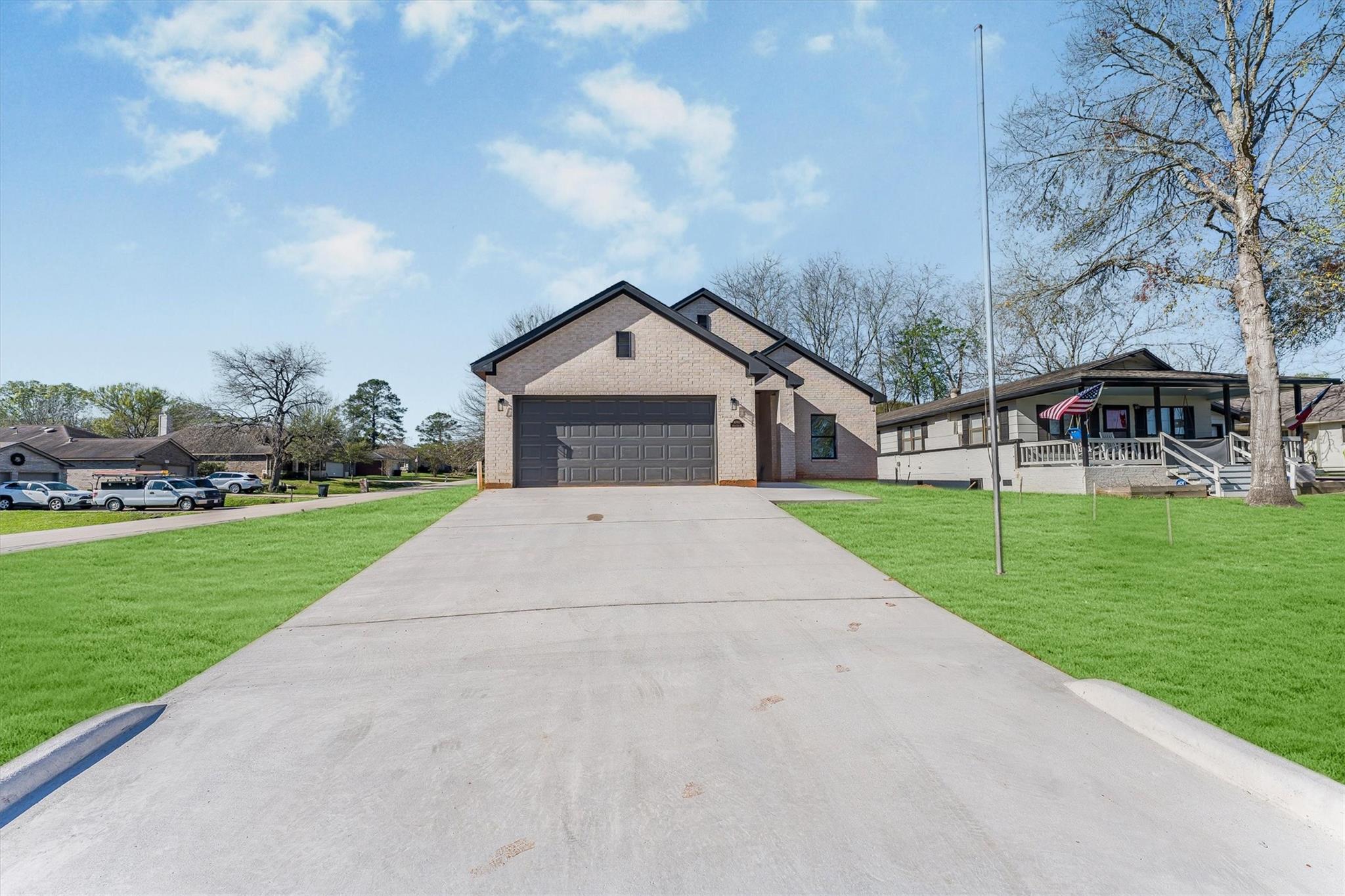 10703 Hillside Drive