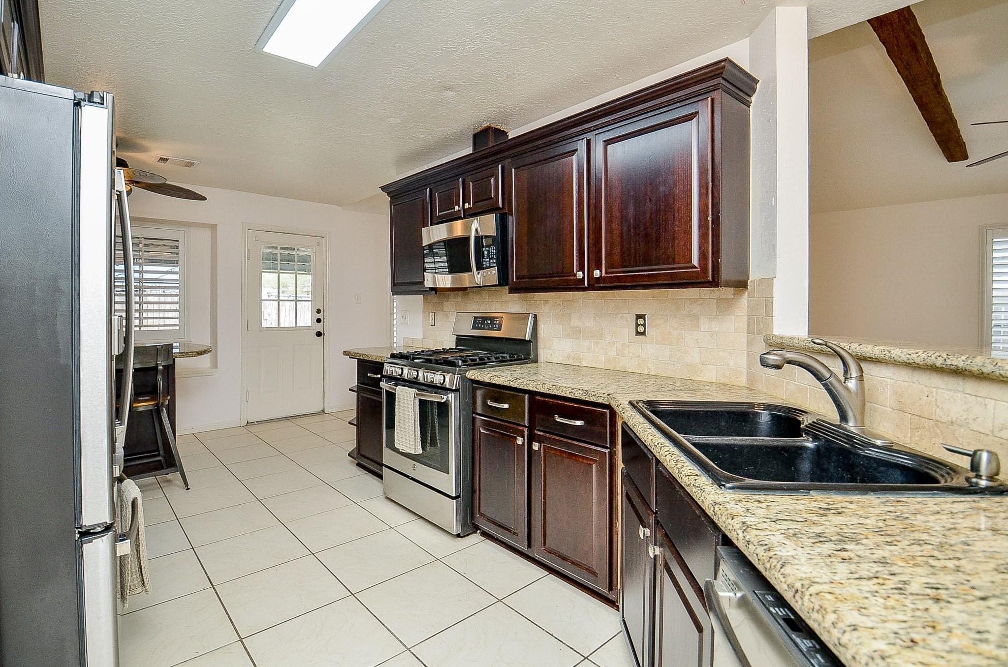 2902 Silent Drive