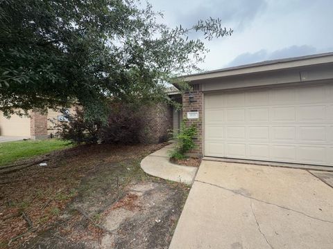Photo of 811 Lovebug Lane, Conroe, TX 77301 (MLS # 3242831)