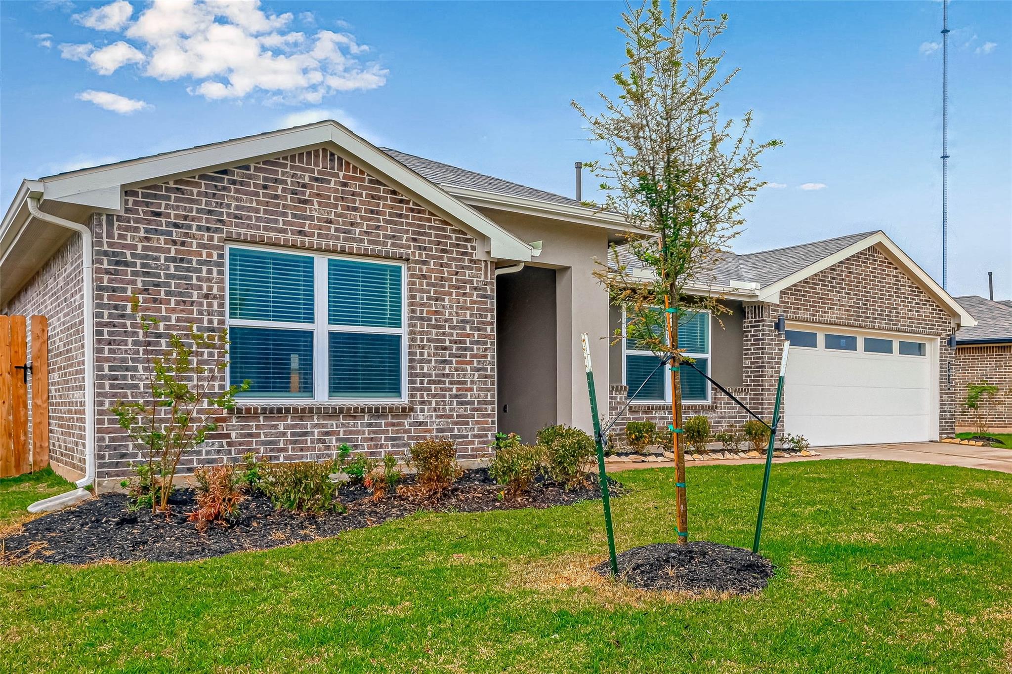 3418 Lake Landing Ln