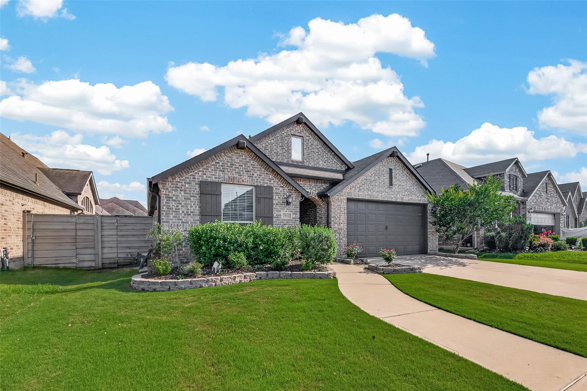 2312 Redwood Ridge Trail