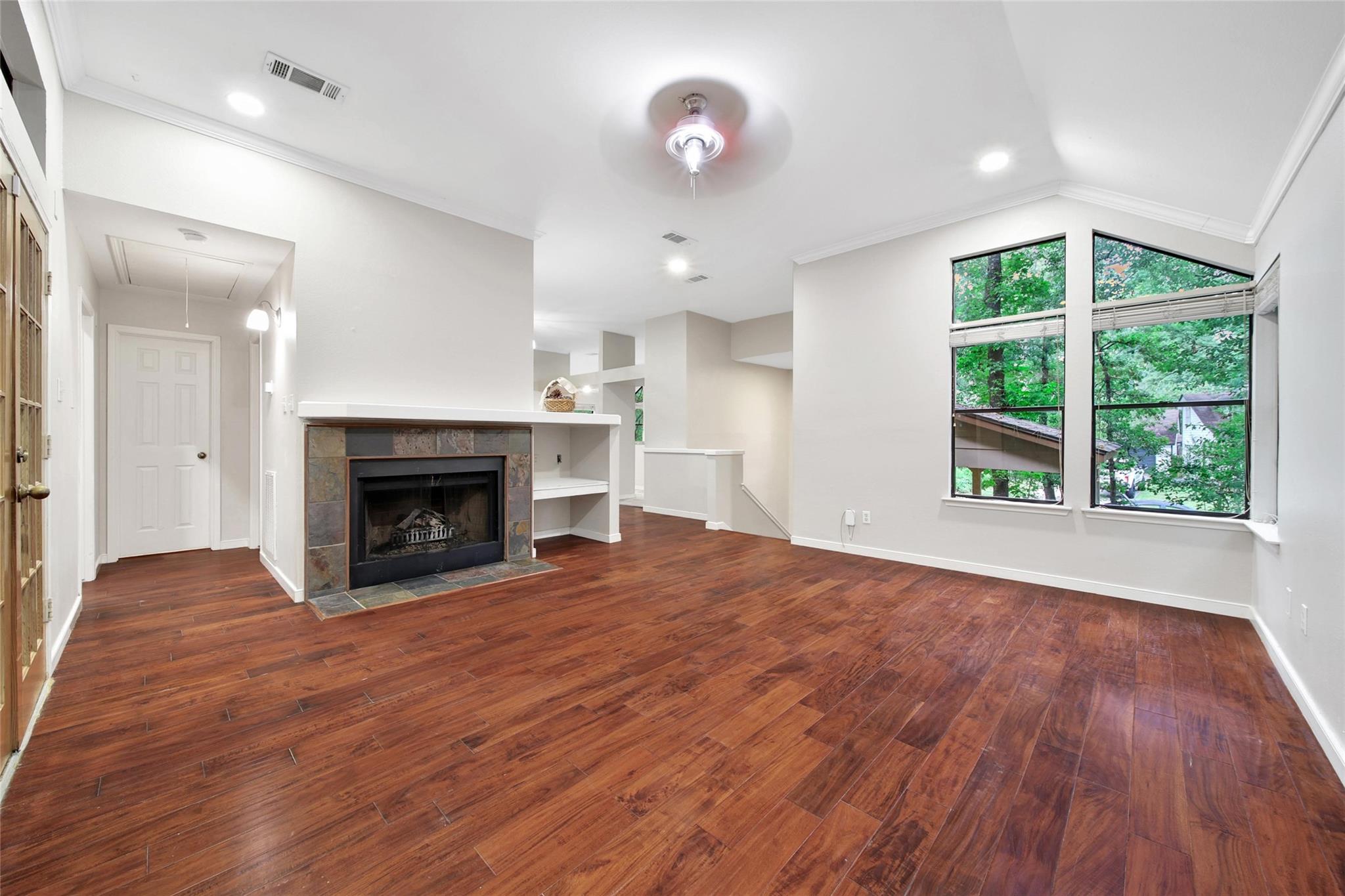 34 W Trace Creek Drive