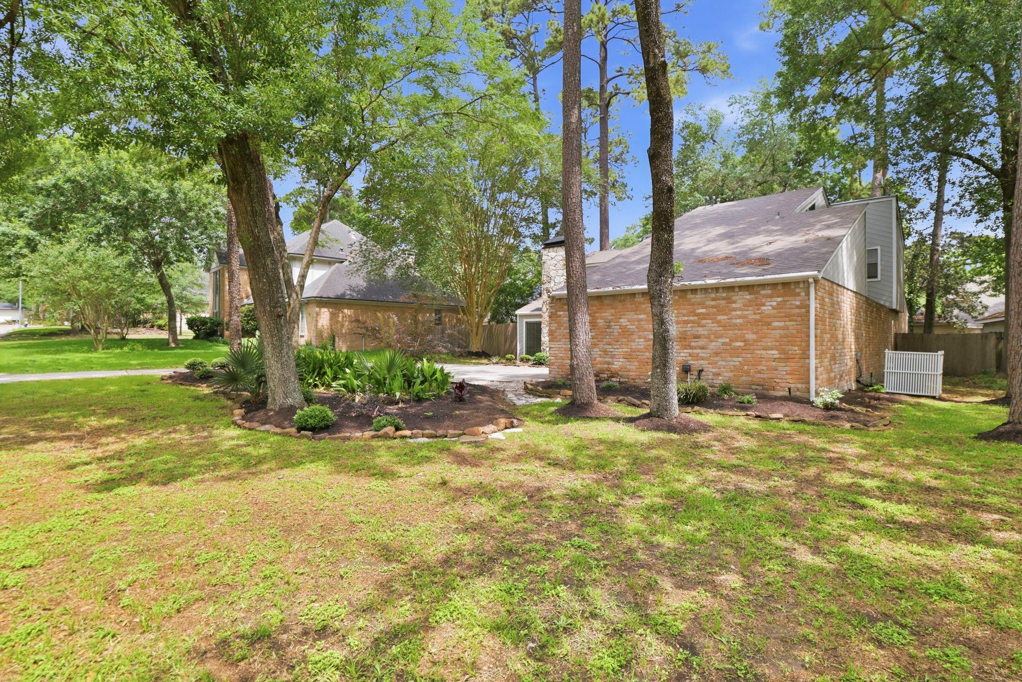 2119 Woodstream Drive