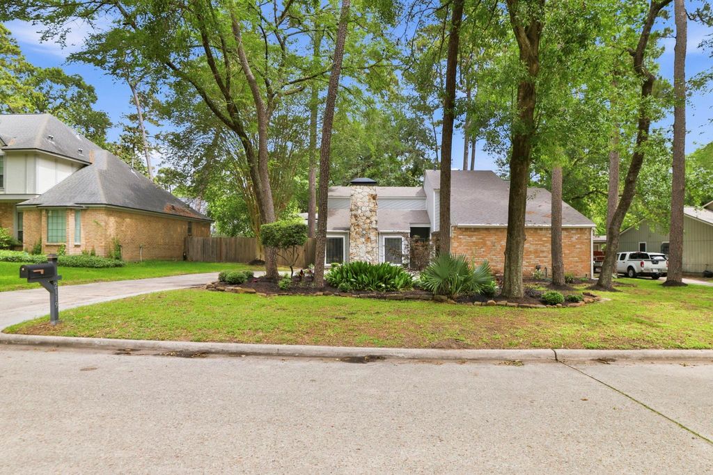 Photo of 2119 Woodstream Drive, Kingwood, TX 77339 (MLS # 26689279)