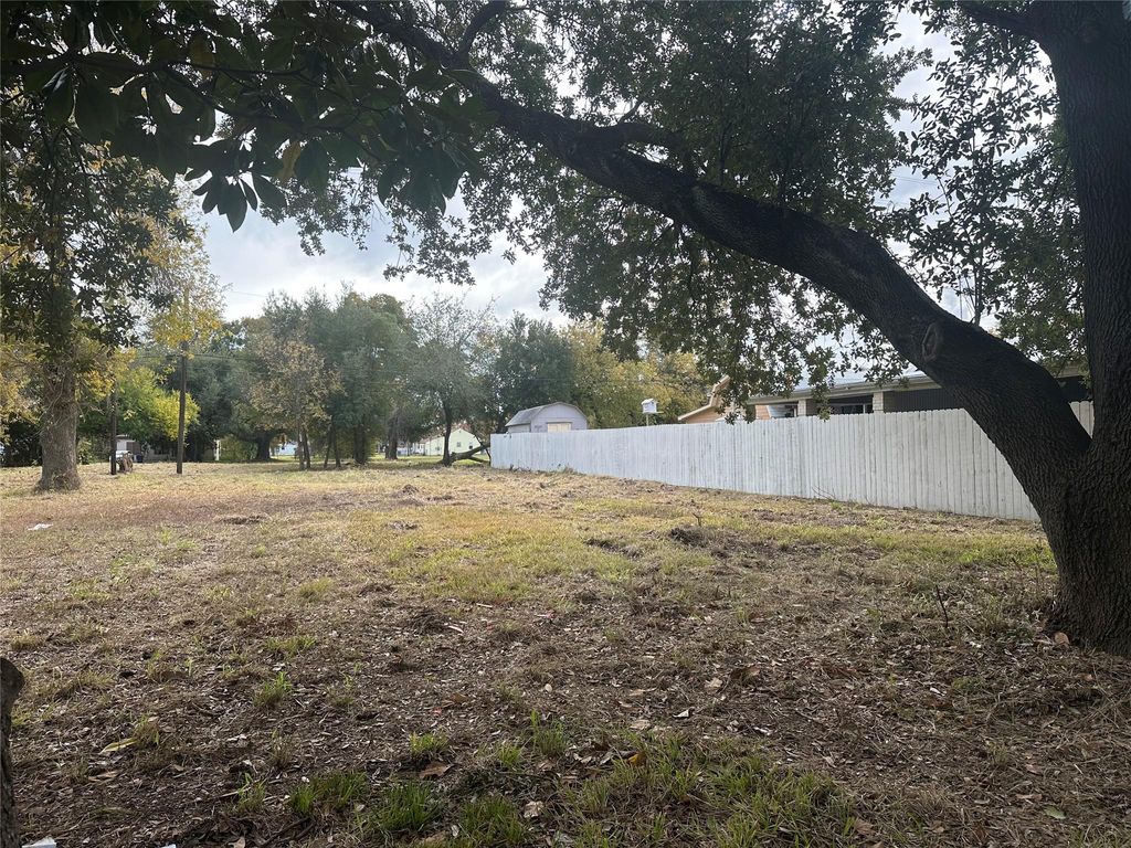 Photo of 1223 3rd Avenue S, Texas City, TX 77590 (MLS # 92751907)