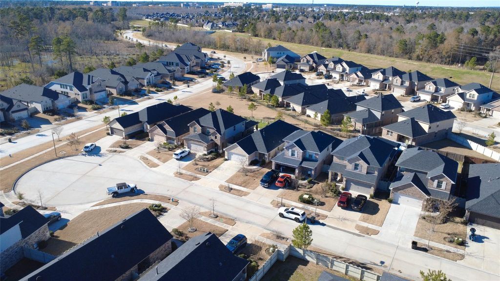 Photo of 9315 Colonial Bent Court, Conroe, TX 77385 (MLS # 18772639)