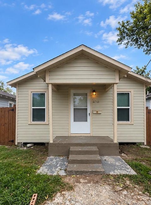 Photo of 2715 Gregg Street St, Houston, TX 77026 (MLS # 67267551)