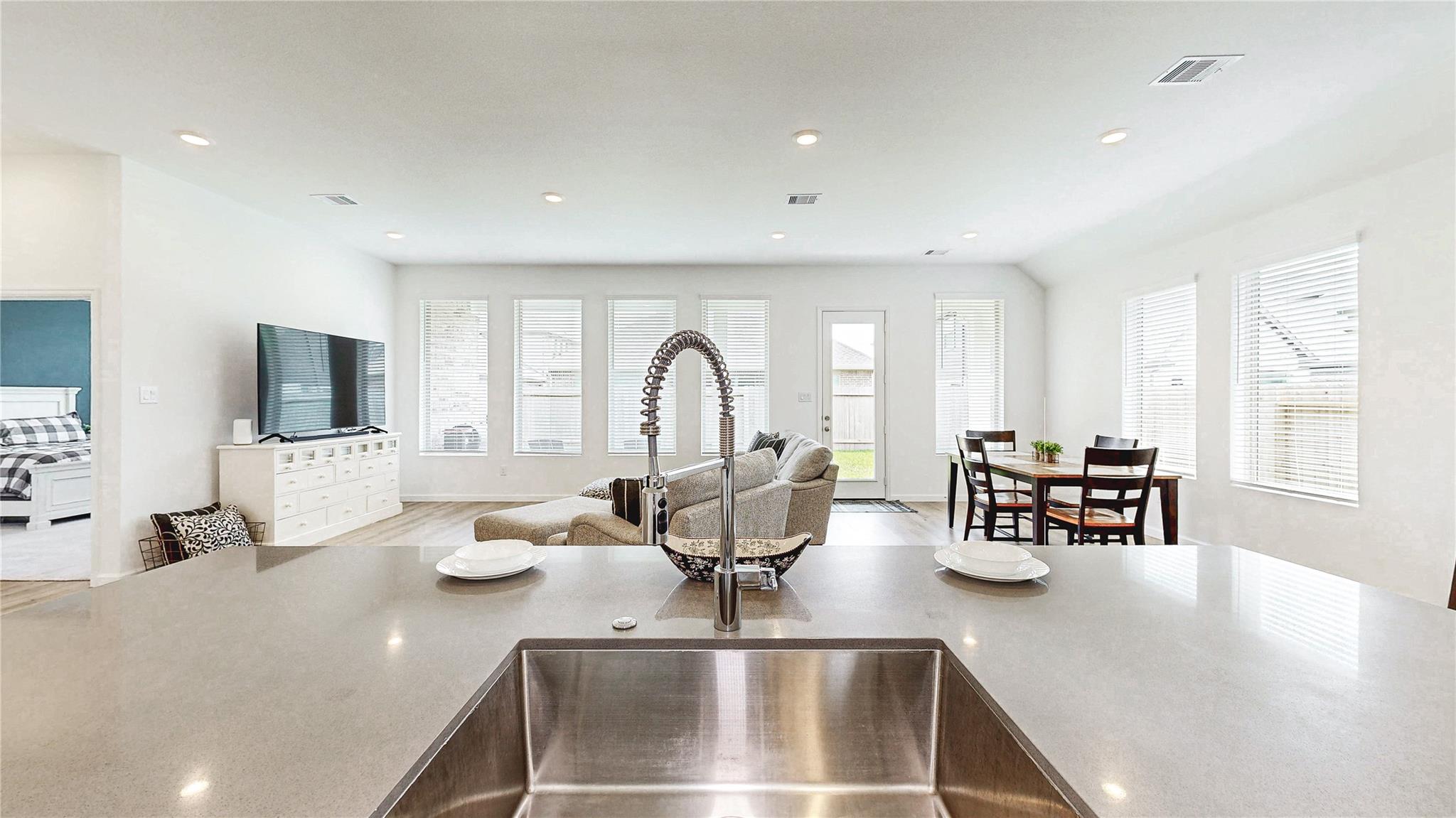 711 Hooks Trail Lane