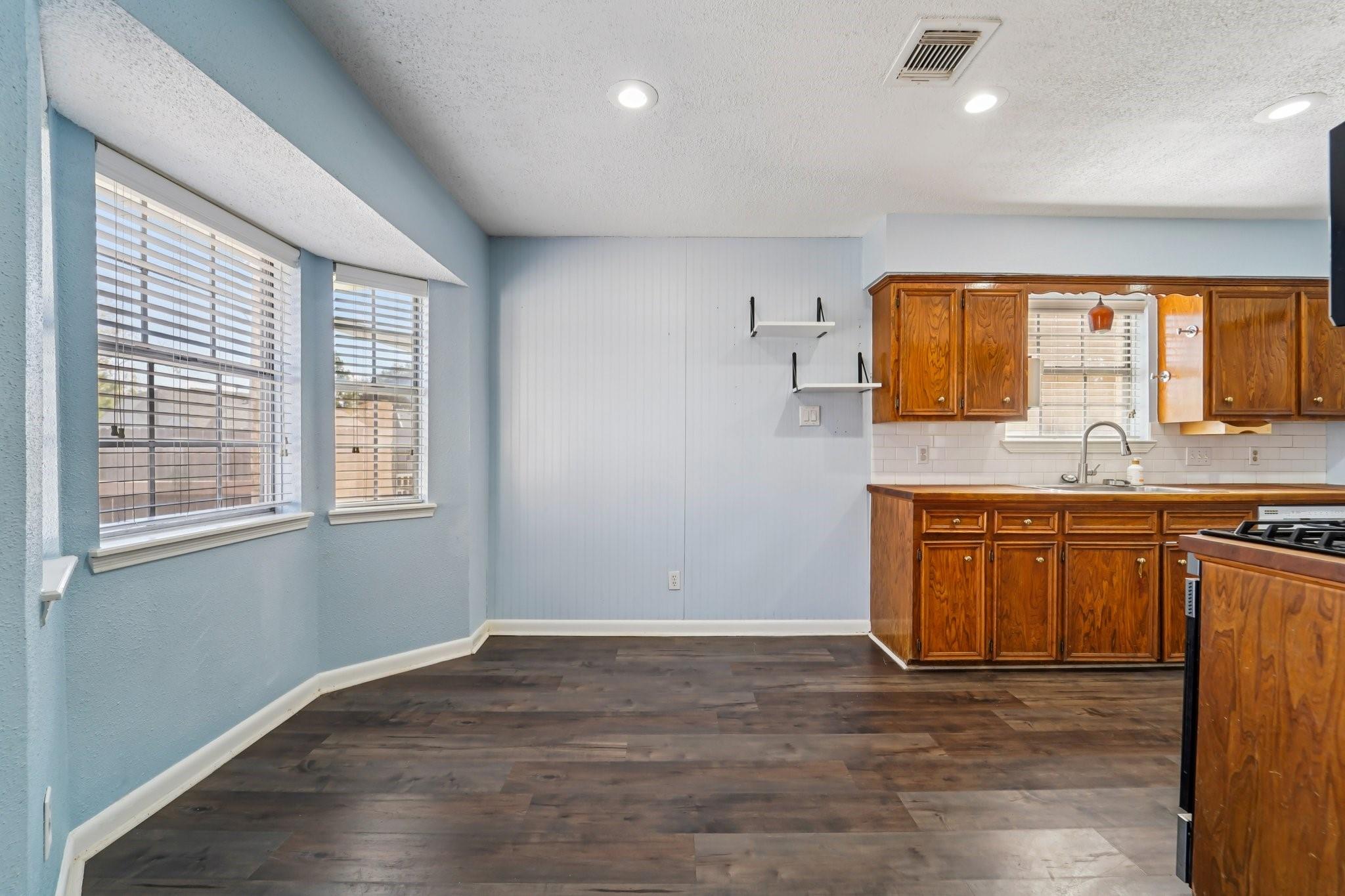 4111 Woodhampton Drive