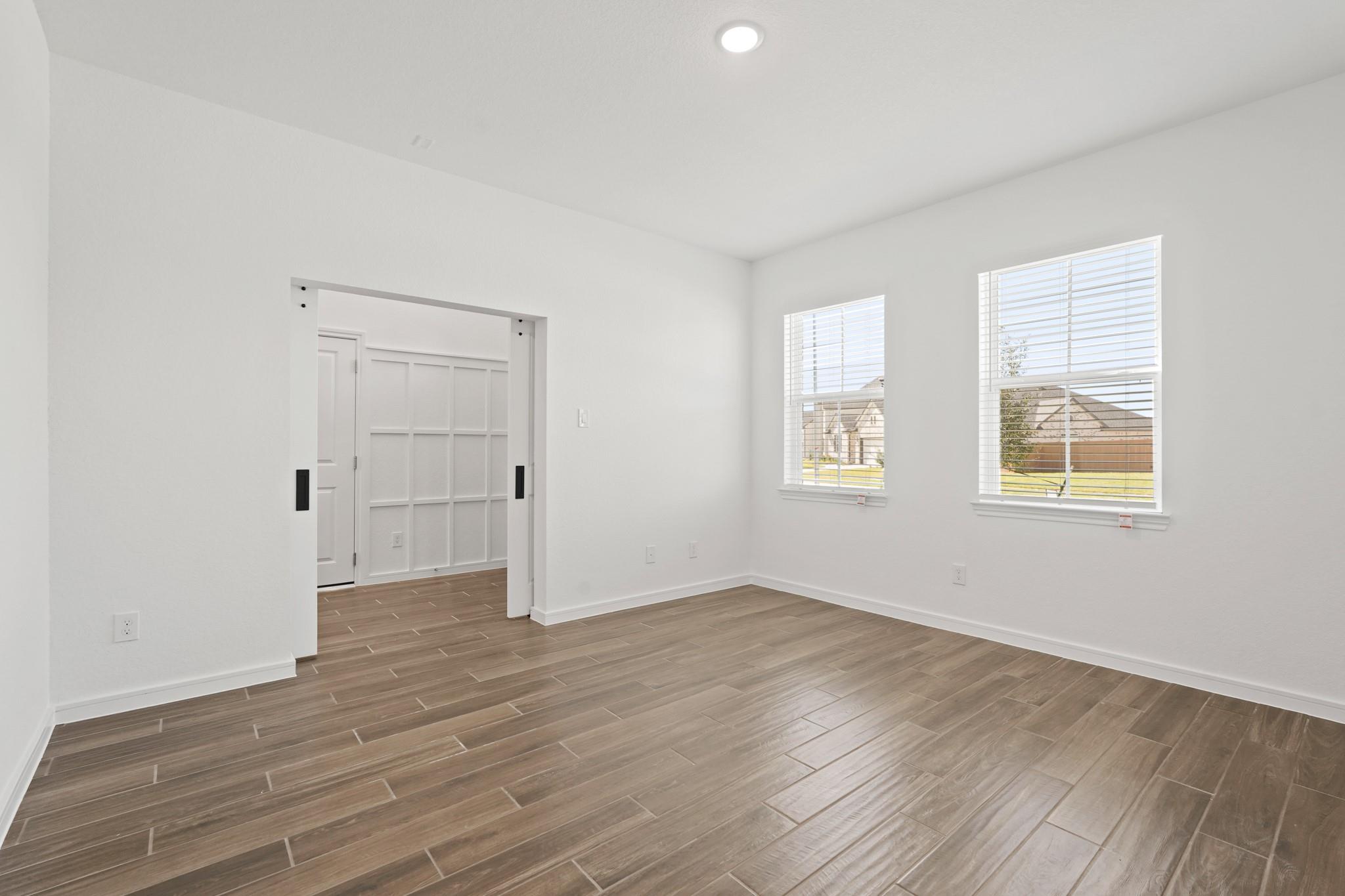 7902 Palm Glade Drive