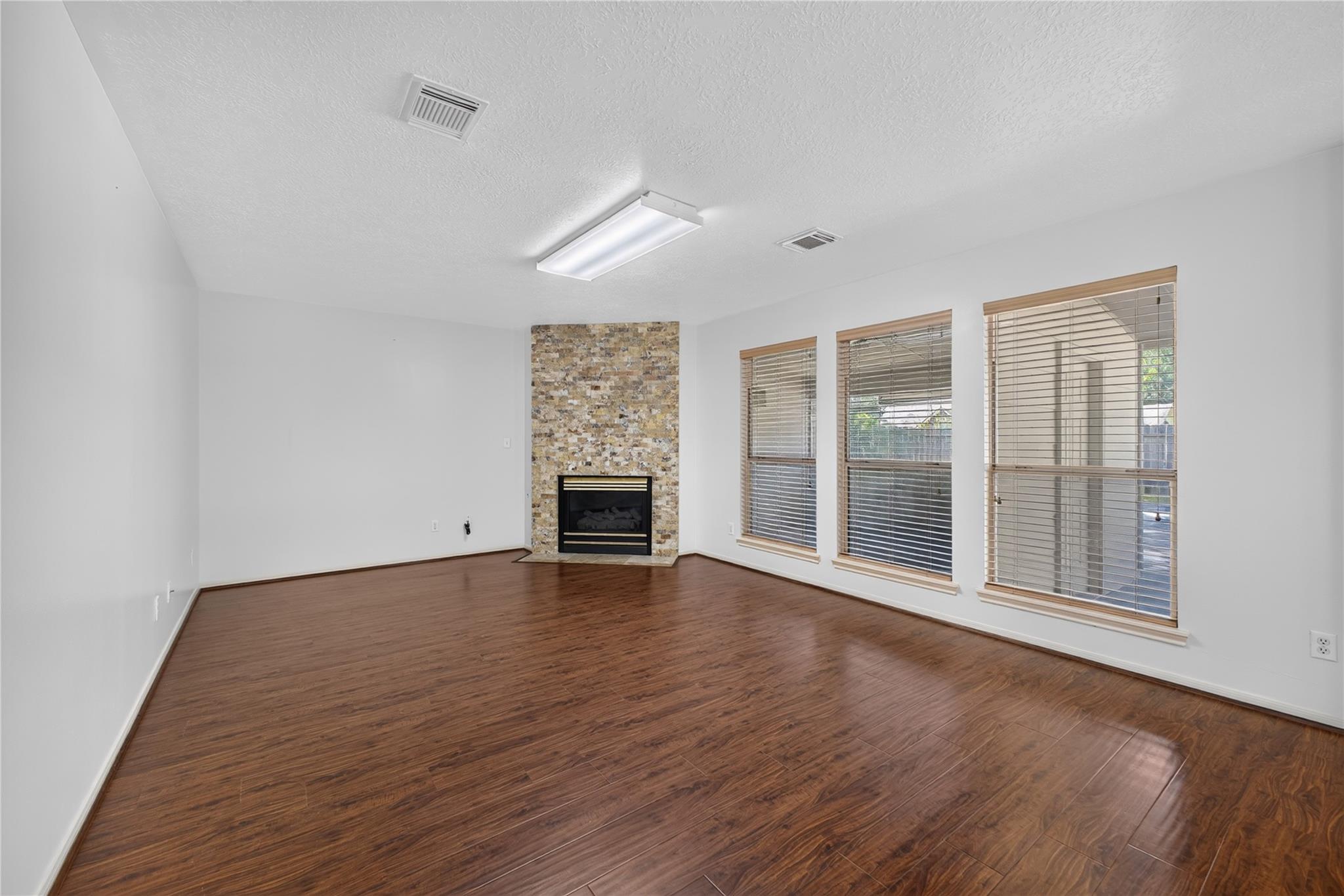 102 Lissa Lane