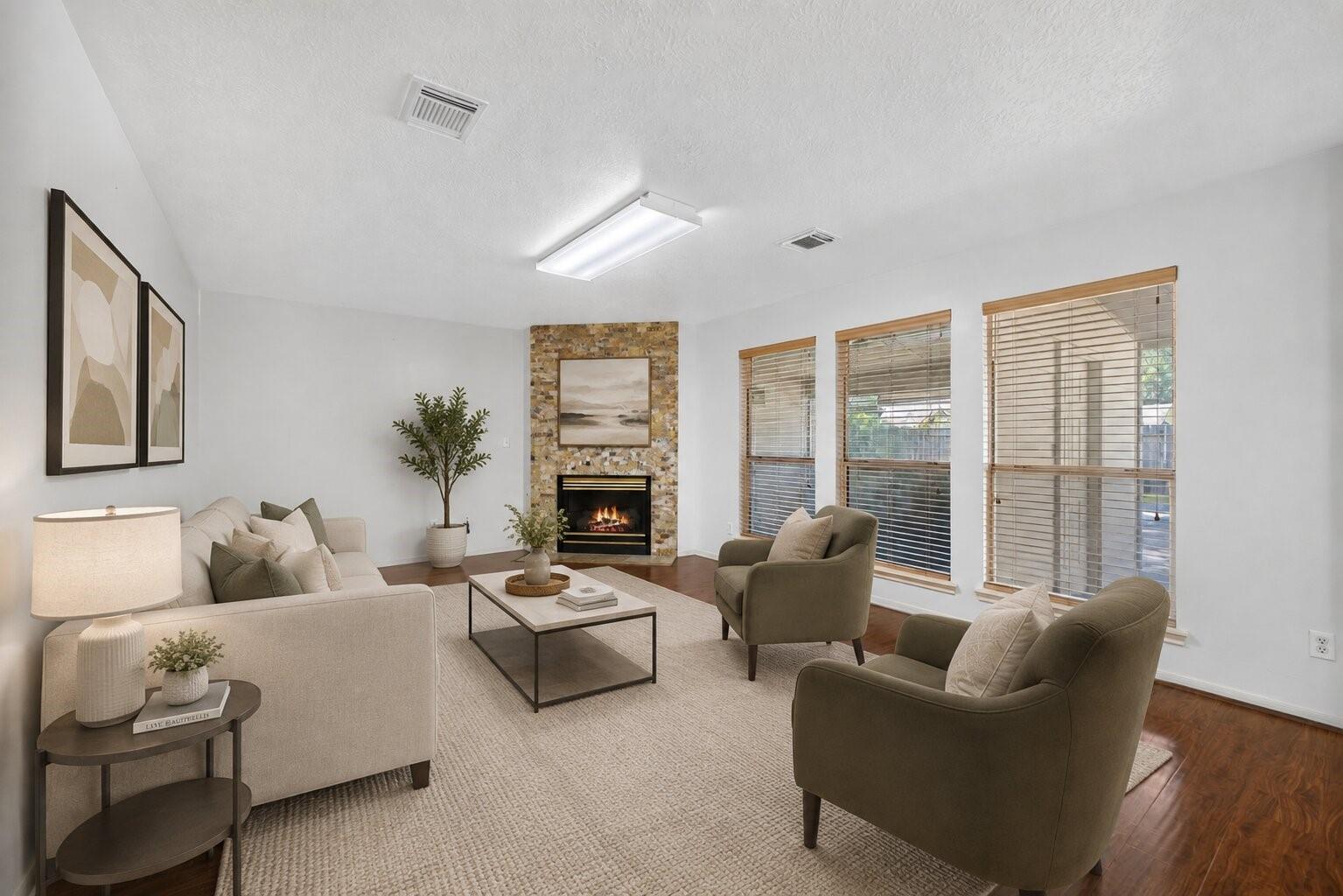 102 Lissa Lane