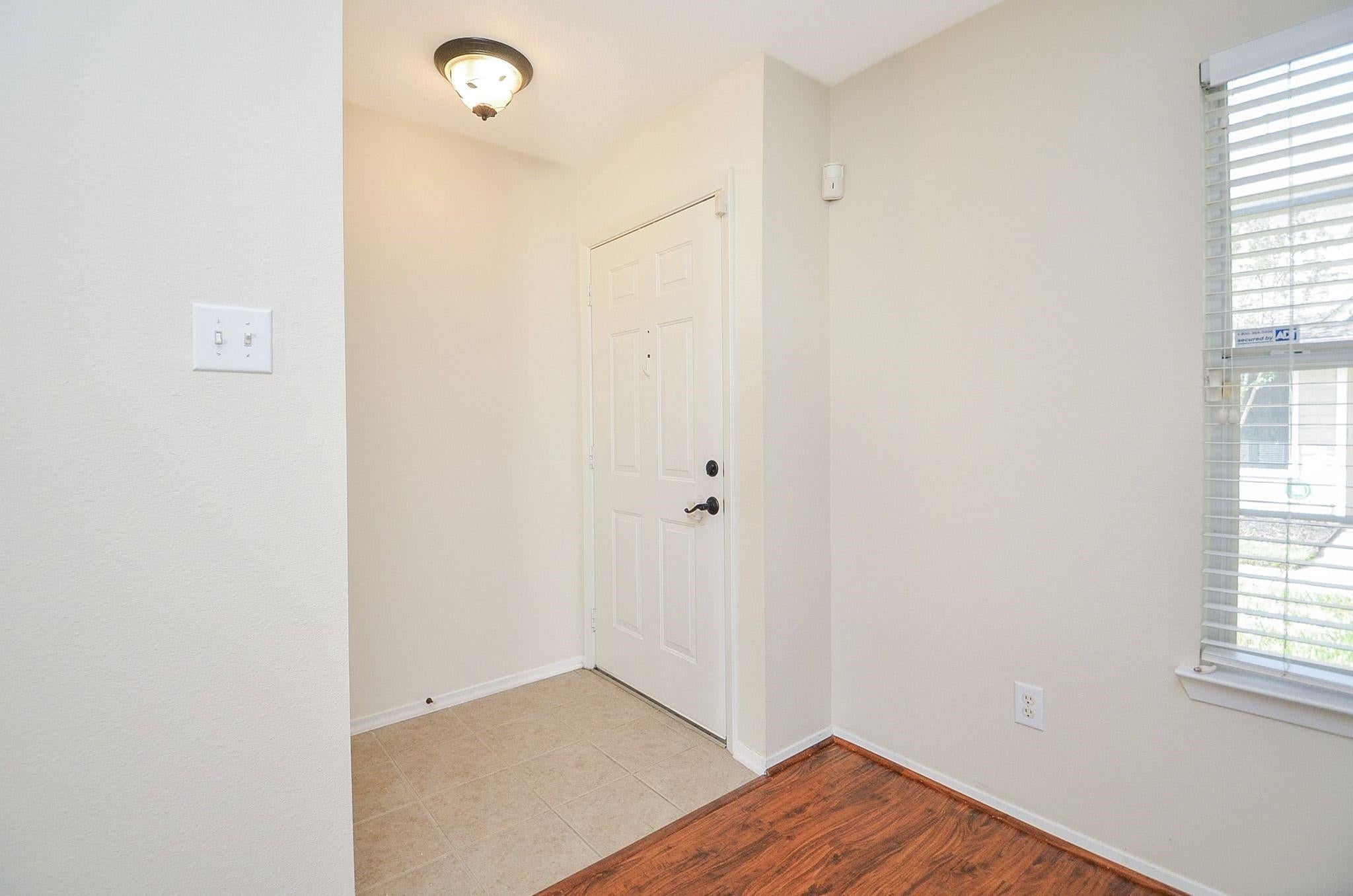 6138 Settlers Lake Circle E