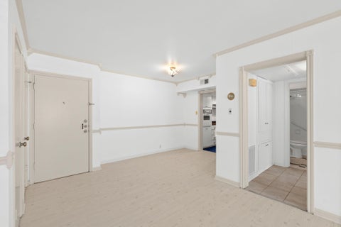 Condo For Sale - 2601 Bellefontaine Street #B105<br/> Houston, TX 77025