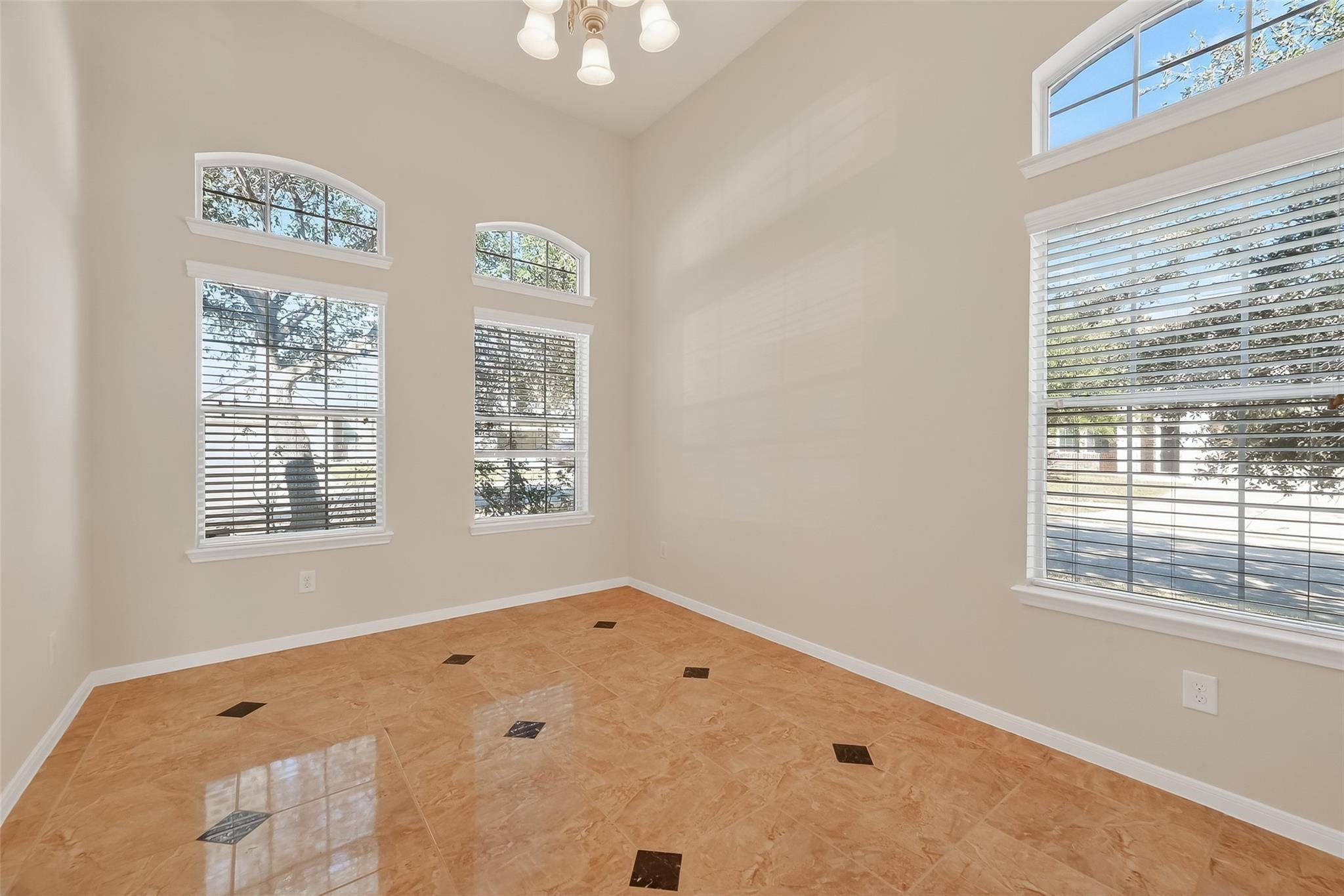21623 Mid Peak Way