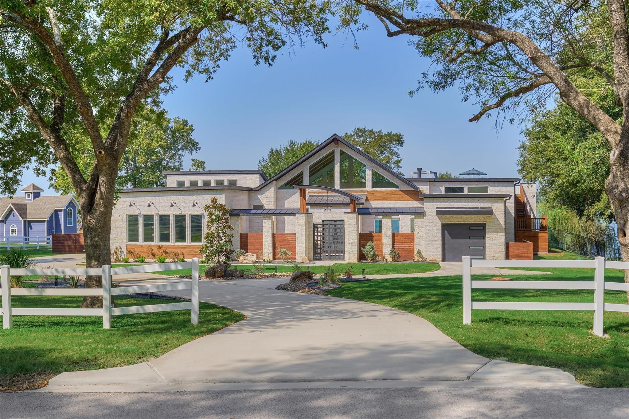 9228 Lake Conroe Drive
