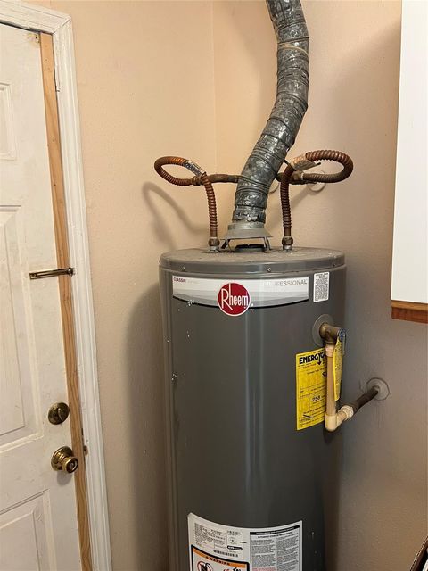 Tiny photo for 15731 Oak Mountain Dr Drive, Houston, TX 77095 (MLS # 67942178)