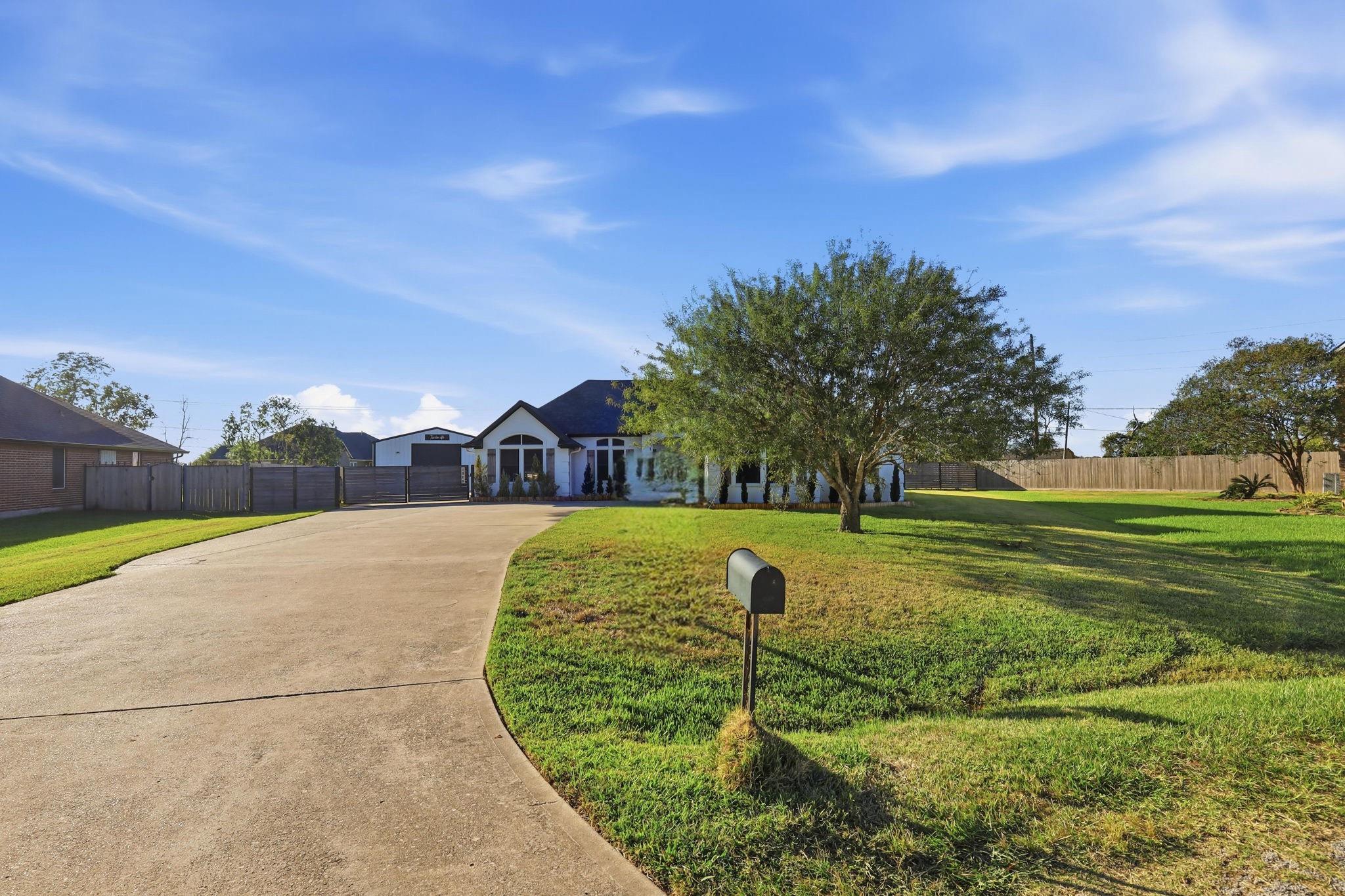 1806 Parker Place Drive