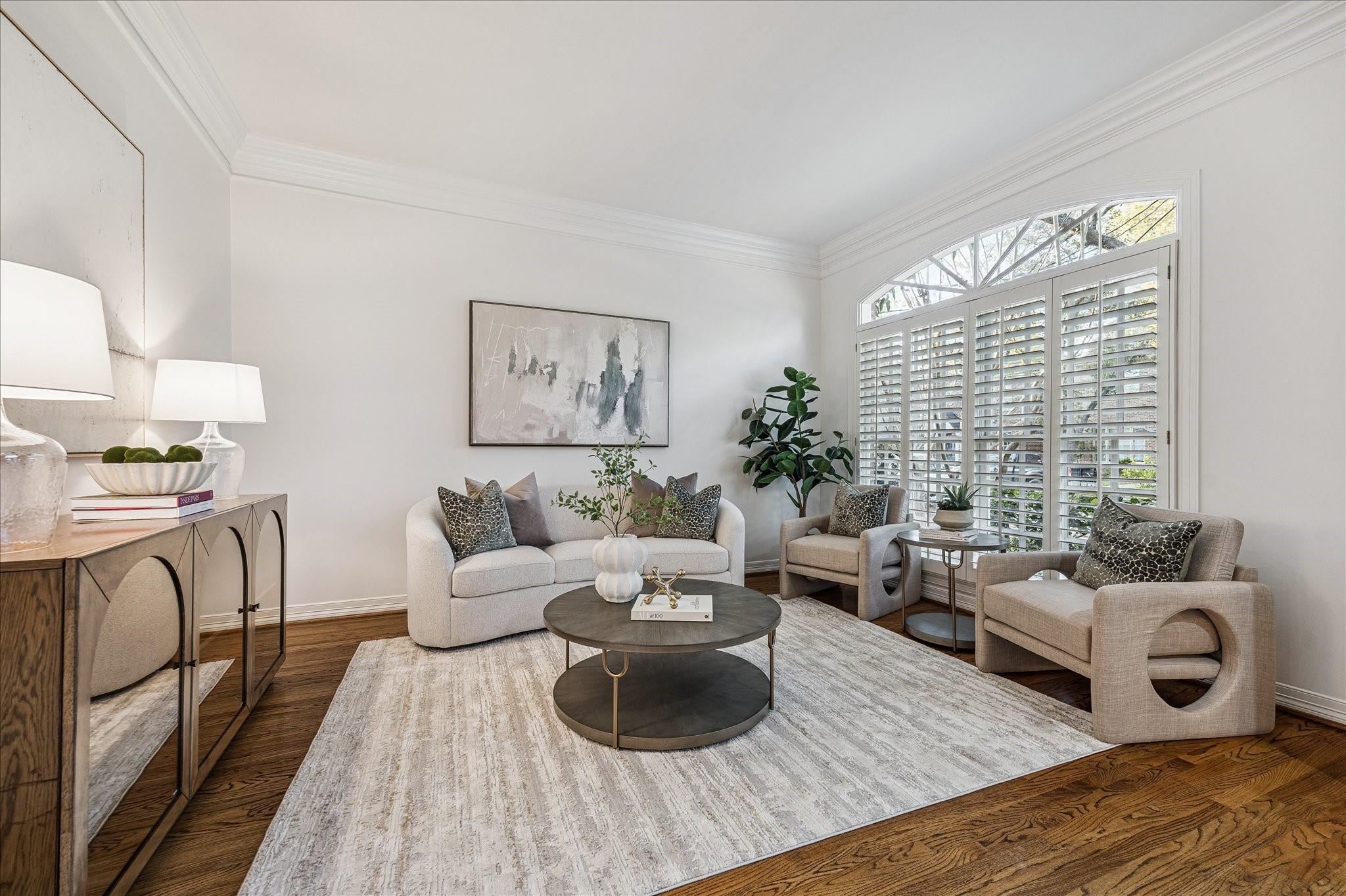 4025 Villanova Street