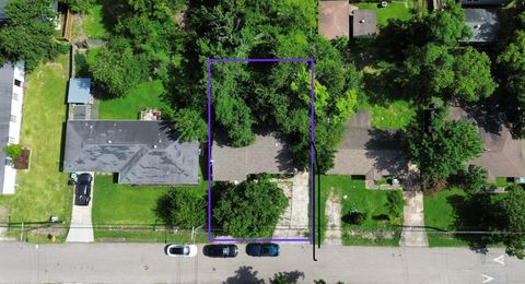 707 E 40th 1/2 Street Houston TX 77022