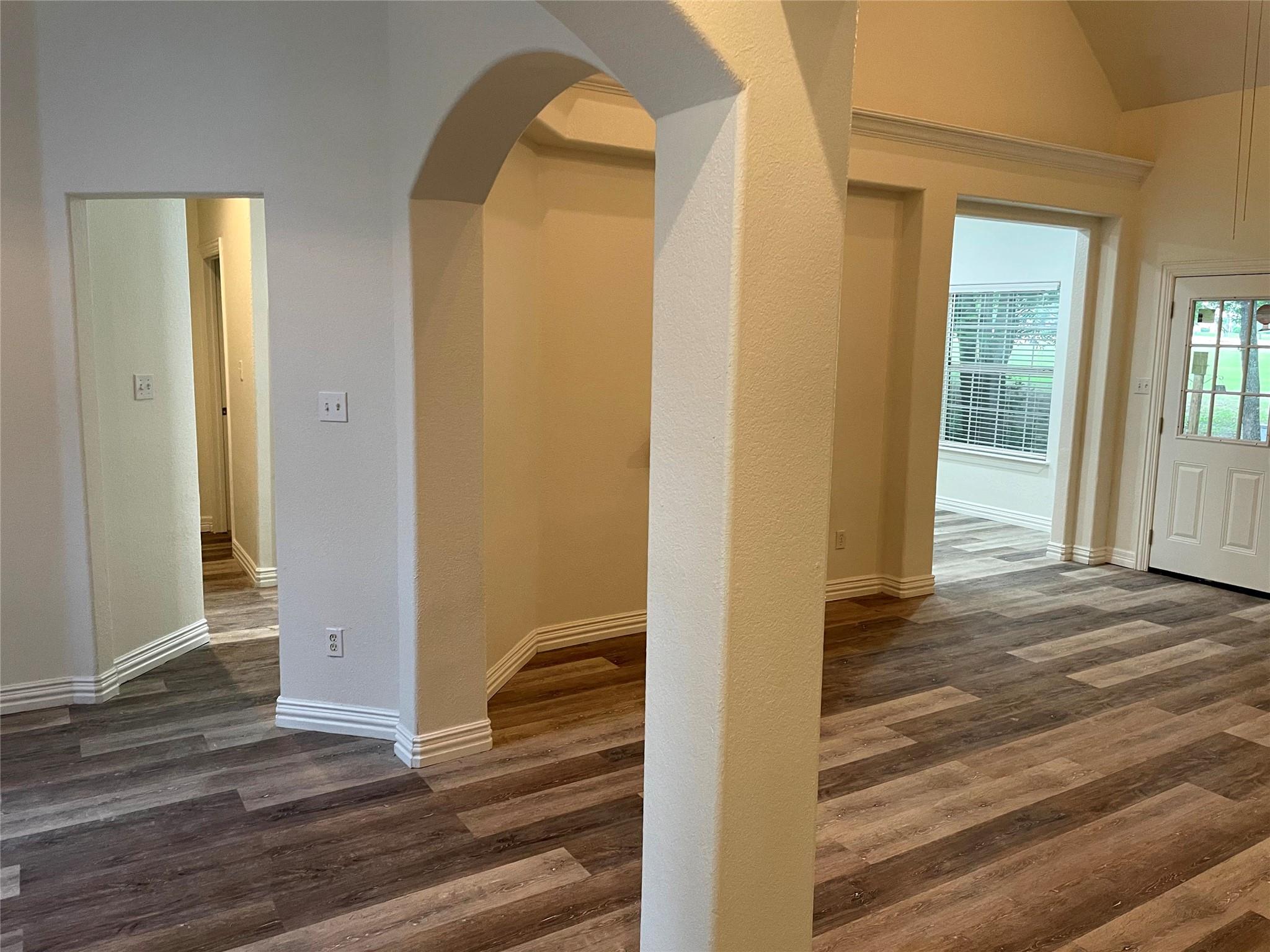 13906 Fountainview Drive