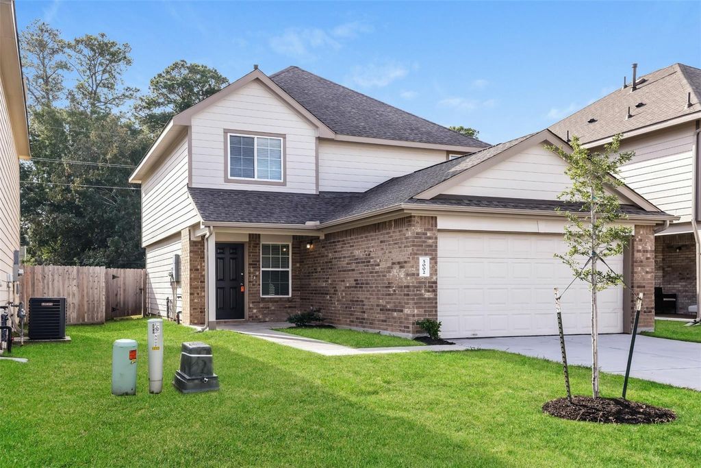 Photo of 5002 Banyan Tree Trail, Spring, TX 77373 (MLS # 46201618)