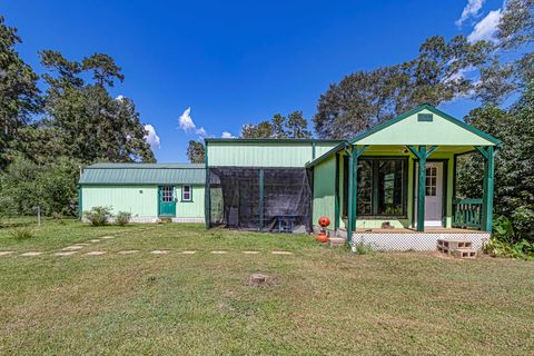 Photo of 121 Tidwell Road, Shepherd, TX 77371 (MLS # 10635945) Photo of 121 Tidwell Road, Shepherd, TX 77371 (MLS # 10635945)