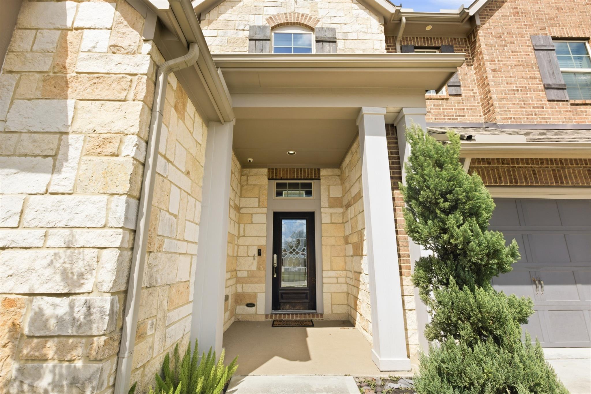 2527 Pecan Creek Lane