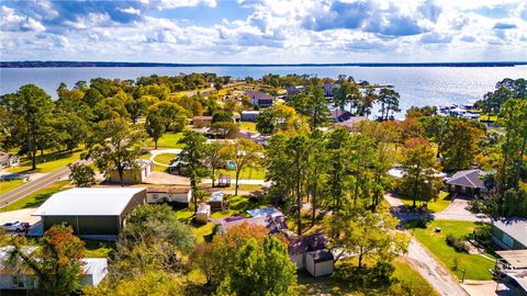 Photo of 217 Brown Ave Ave, Onalaska, TX 77360 (MLS # 30115986)