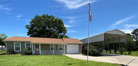 Photo of 181 Hawk, Livingston, TX 77351 (MLS # 89515481)