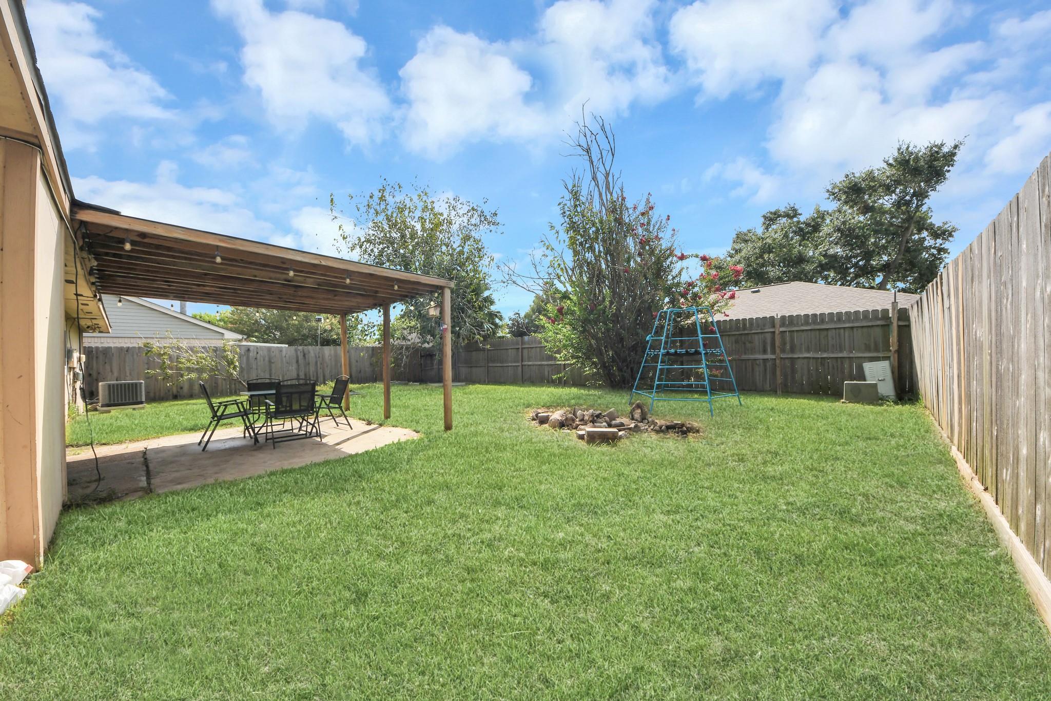 2519 Colonial Ridge Drive