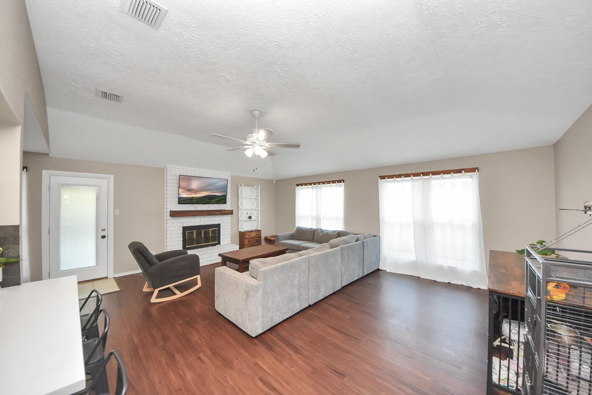 2519 Colonial Ridge Drive