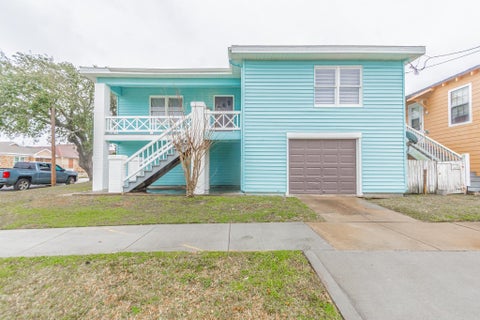 Photo of 1102 45th Street, Galveston, TX 77550 (MLS # 70852372)