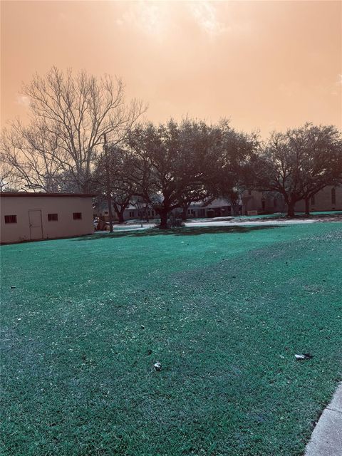 Vacant Land For Sale - 326 5th Avenue<br/> Texas City, TX 77590