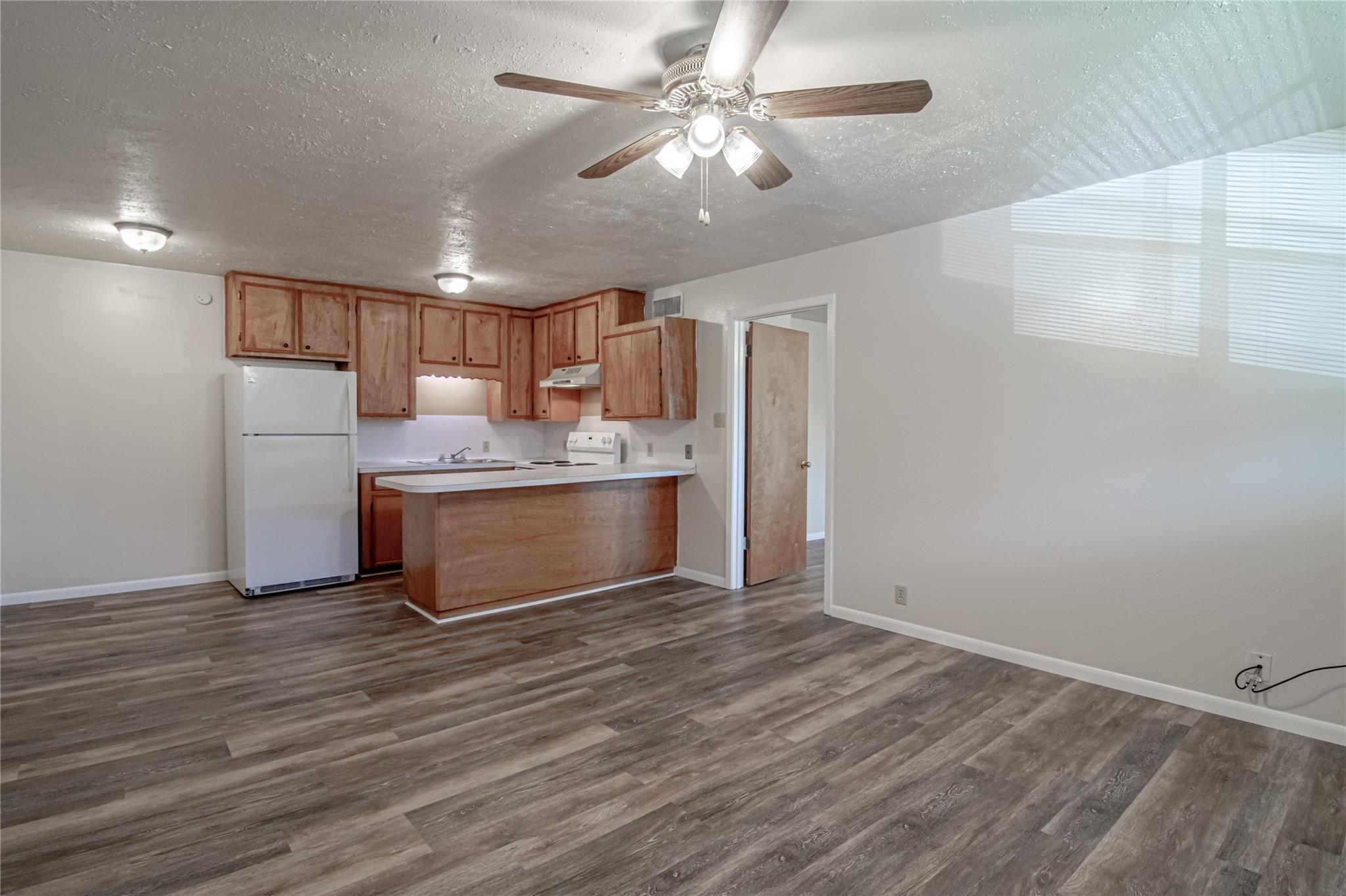 112, 116, 120 Mcadams Lane