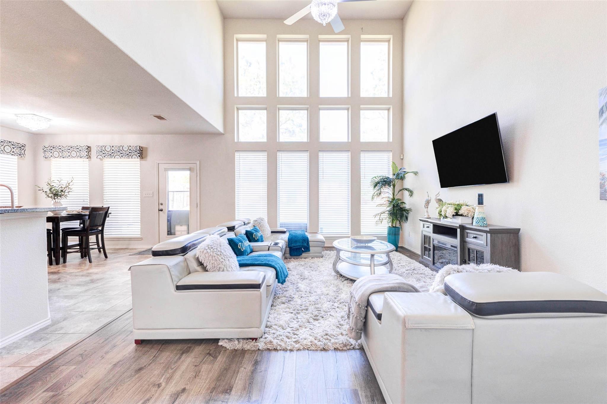 2718 Ginger Cove Lane