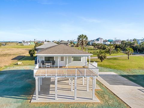 Photo of 23221 Galceran Drive, Galveston, TX 77554 (MLS # 98699021)