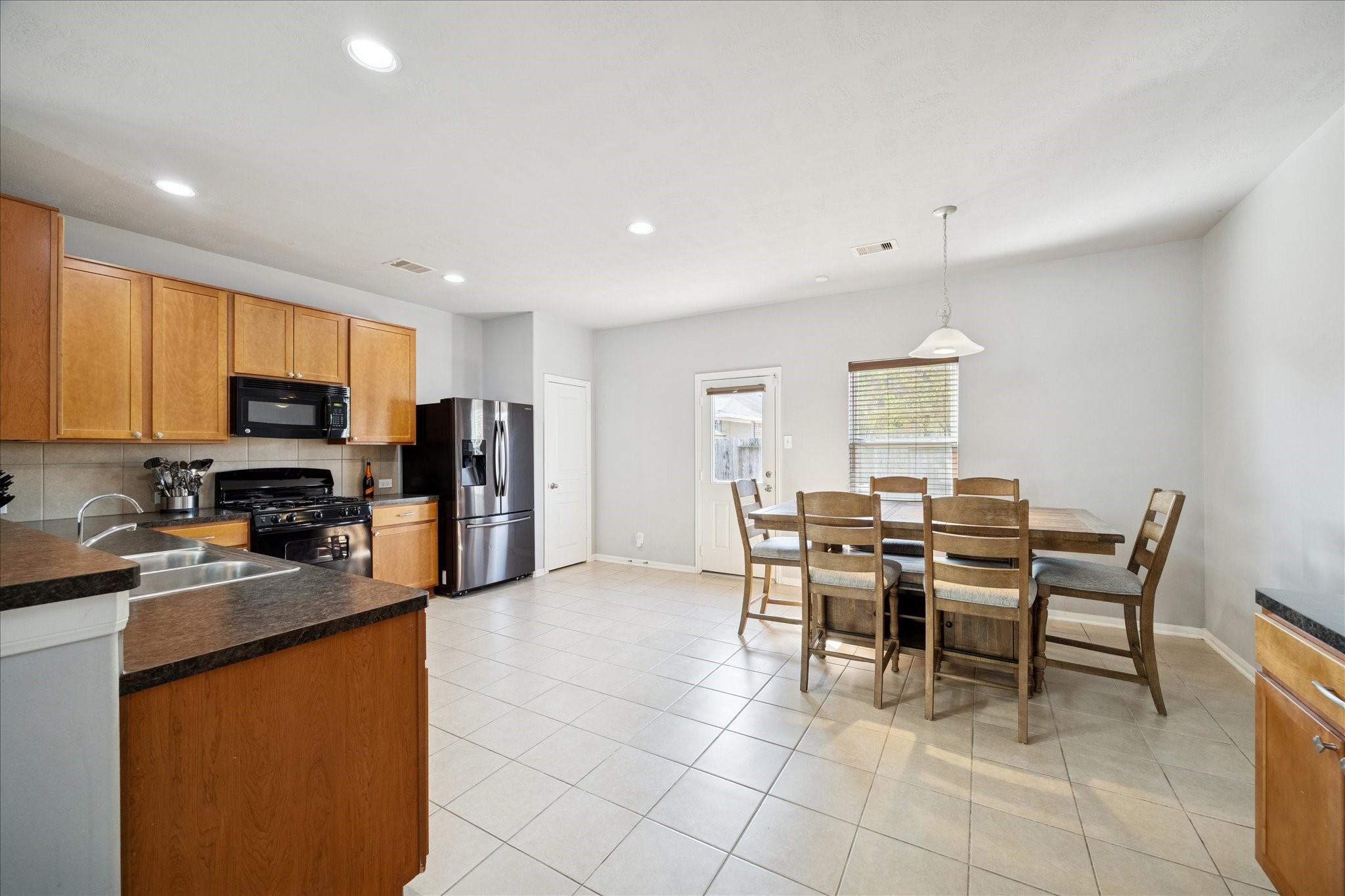 7610 Retama Terrace Lane